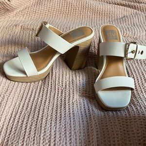 DV by Dolce Vita Women's Cream Block Heel Sandals